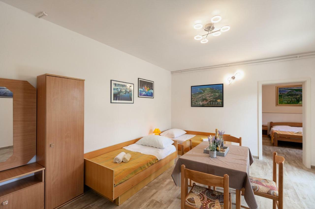 Apartment Ema プレマントゥーラ エクステリア 写真