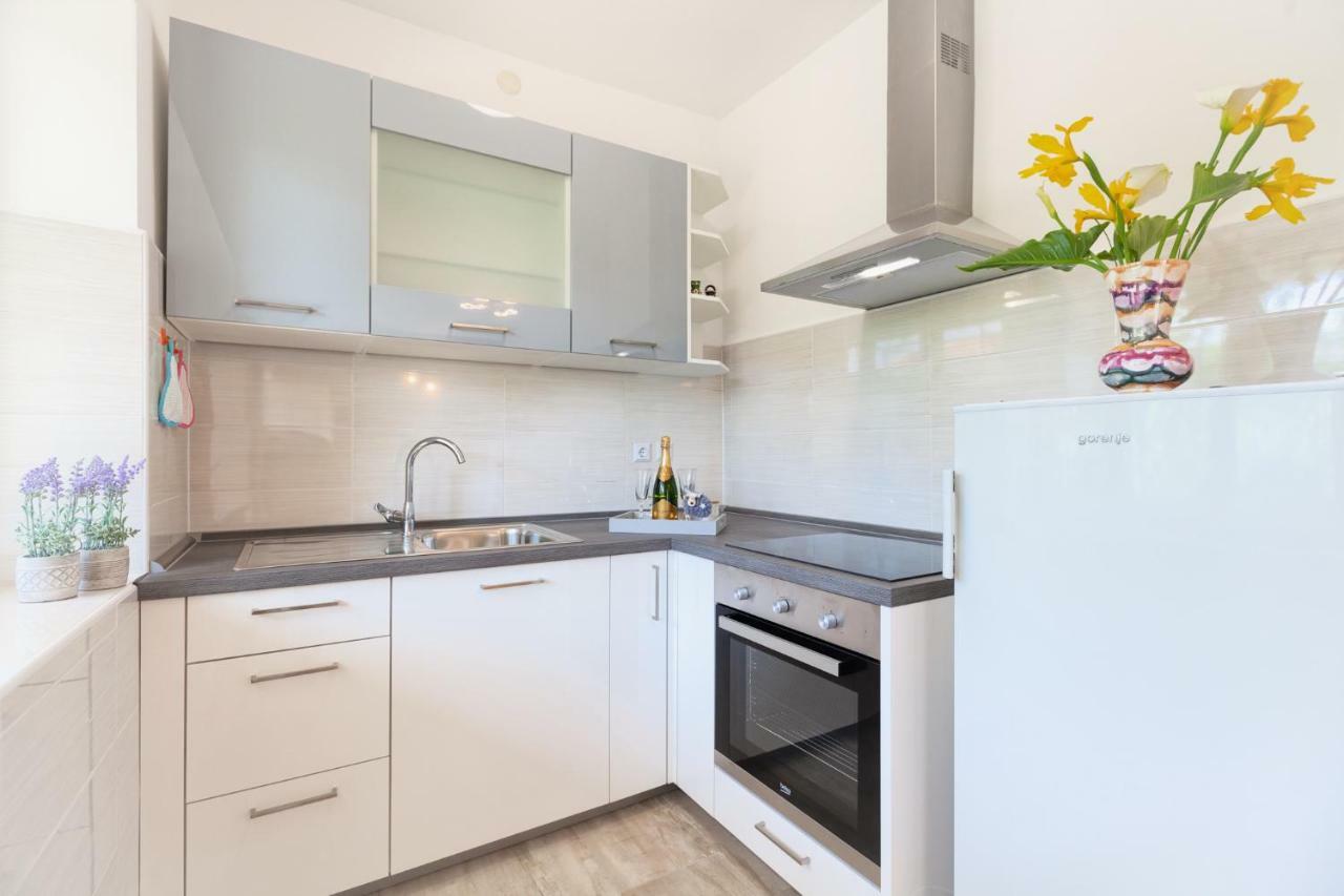 Apartment Ema プレマントゥーラ エクステリア 写真