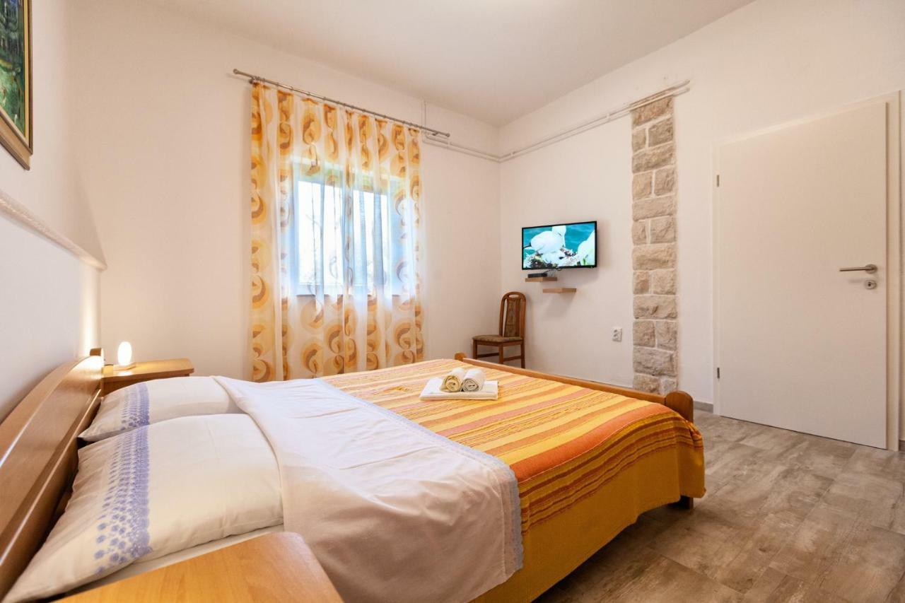 Apartment Ema プレマントゥーラ エクステリア 写真
